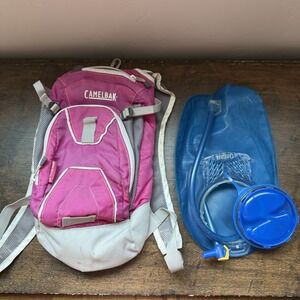 CamelBak Day Star Hydration Pack Backpack With Bladder Hot Pink